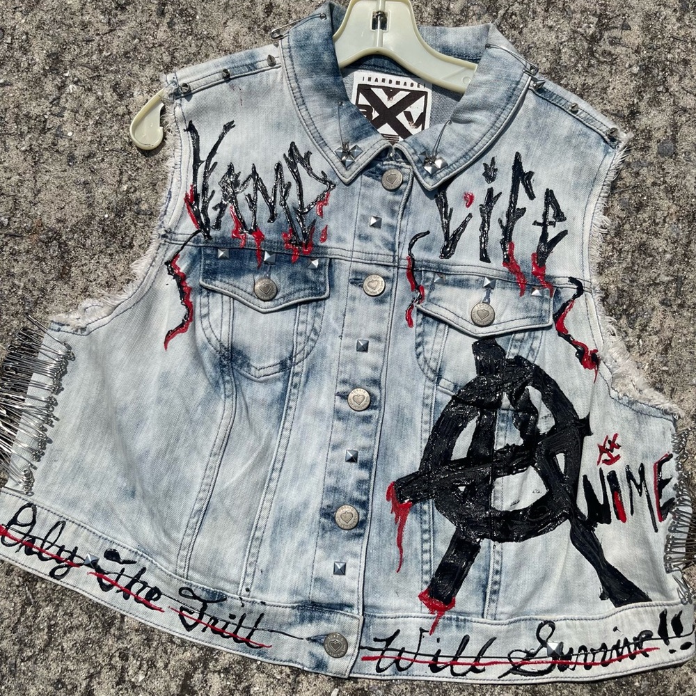 BYV_TrubbRockstar “Vamp Life” Vest